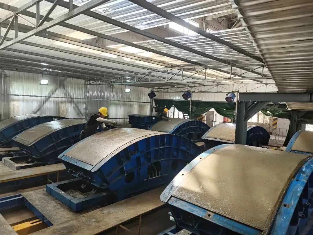 1715062100246019PLkx.jpg 33.jpg