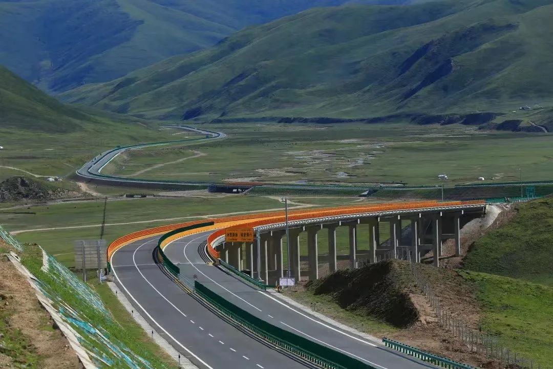 1731919566597816GeBP.jpg 852f9c1157f4ef835d4414440ea62a03.jpg